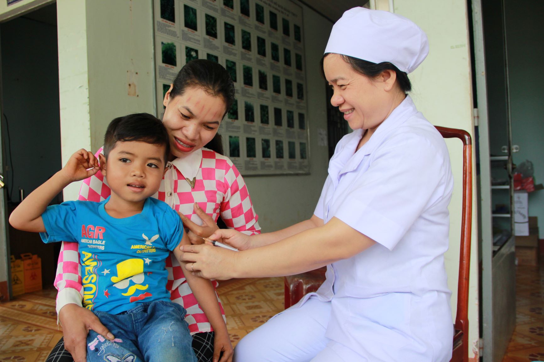 Vietnam | Community health vaccinations | Binh Phuoc province - Nguyen Hoang Yen 