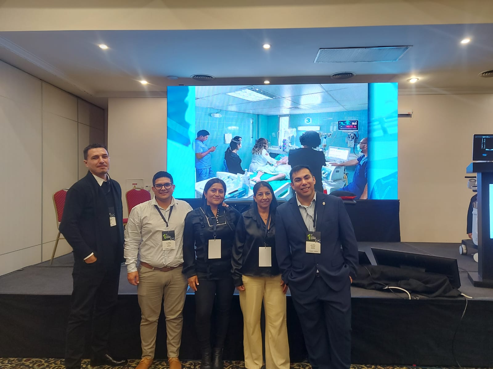 Miguel Salas con equipo