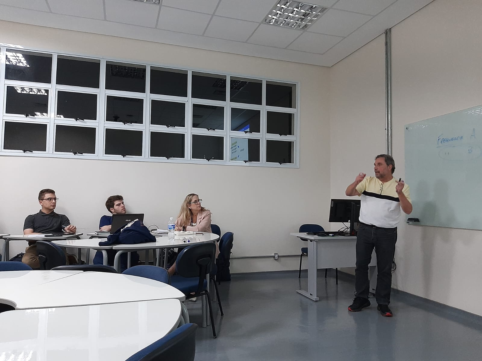 Taller 23 de Abril