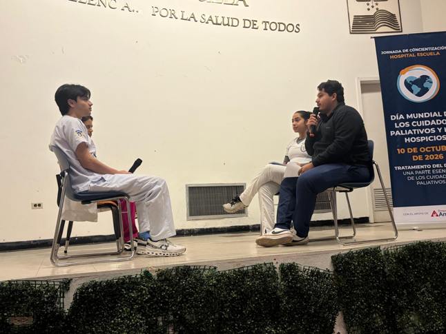 Participantes durante el Taller de cuidados paliativos realizado en el Hospital Escuela