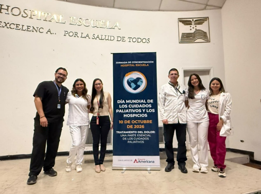 Participantes durante el Taller de cuidados paliativos